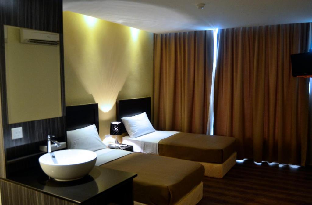 Zotel Business & Leisure Hotel กูชิง ห้อง รูปภาพ